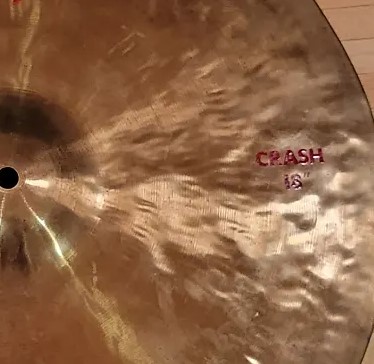 Meinl Dragon 18 Crash 3.jpg