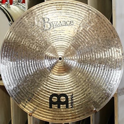 Meinl Byzance Dark 22" Spectrum Ride 1.jpg