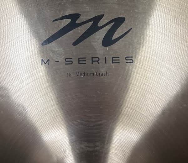 File:Meinl M-Series 18" Medium Crash 3.jpg