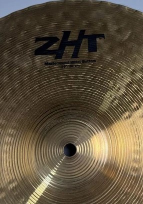 Zildjian ZHT 15" Mastersound Hi-Hat 3.jpg