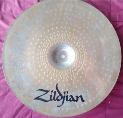 Zildjian Impulse 18 Crash 3.jpg