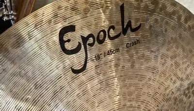 Istanbul Agop Epoch Signature 18" Crash 2.jpg