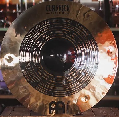 Meinl Classics Custom Dual 19" Crash 1.jpg