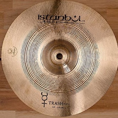 Istanbul Agop Traditional 10" Trash Hit 1.jpg