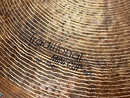 Istanbul Agop Traditional 20" Mini Cup Ride 2.jpg