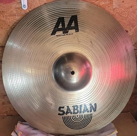 Sabian AA 20 Metal-X Crash 1.jpg