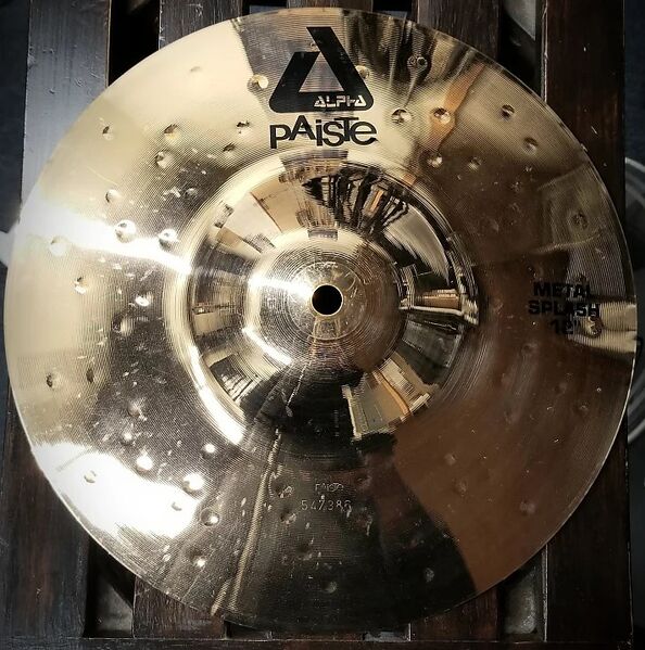 File:Alpha 12 Metal Splash.jpg