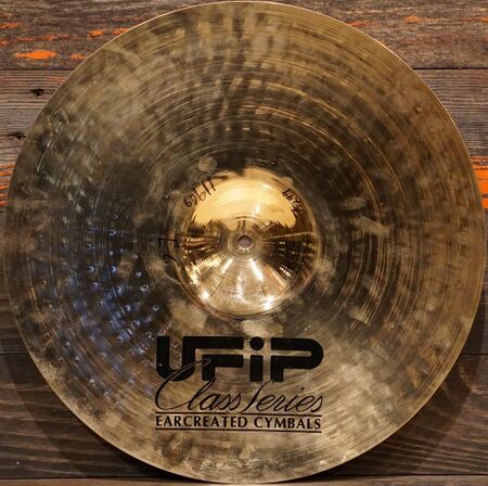 UFIP Class Brilliant 17" Crash 3.jpg