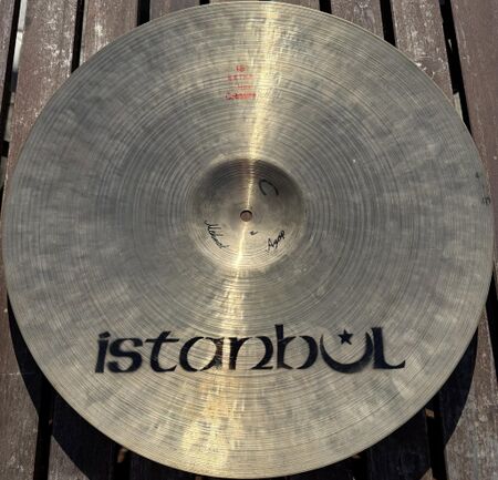 Istanbul 18" Extra Thin Crash 3.jpg