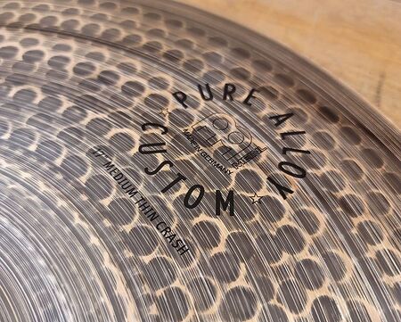 Meinl Pure Alloy Custom 17" Medium Thin Crash 2.jpg