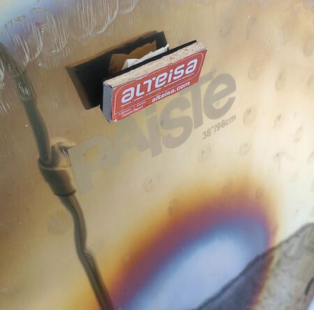 Paiste 38 Symphonic 2.jpg