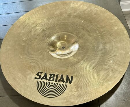 Sabian AA 22 Medium Heavy Ride 4.jpg