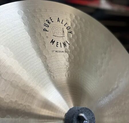 Meinl Pure Alloy 17" Medium Crash 2.jpg