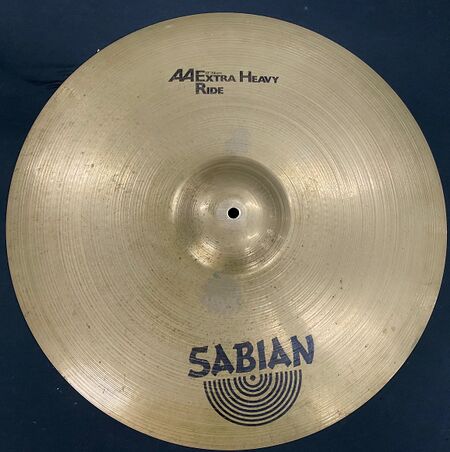 Sabian AA 22 Extra Heavy Ride 1.jpg
