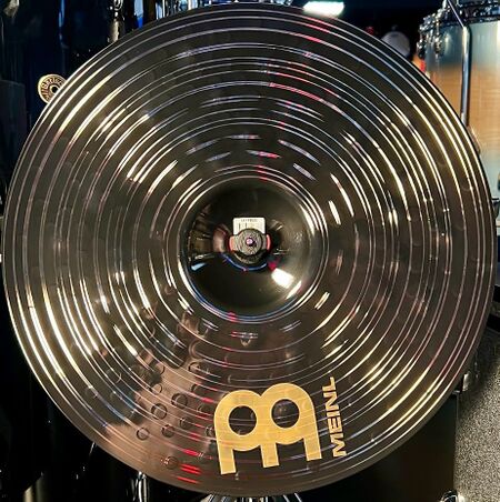 Meinl Classics Custom Dark 18" Thin Crash 3.jpg
