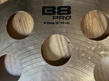 Sabian B8 Pro 18" O-Zone 2.jpg