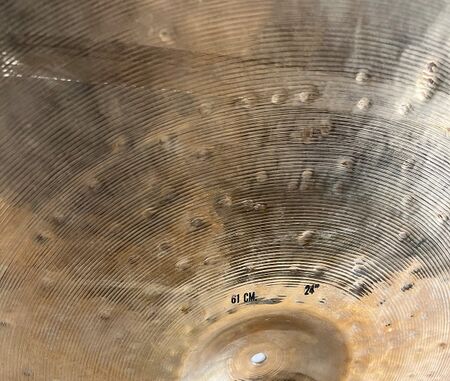 Sabian HH 24 Medium Ride 3.jpg