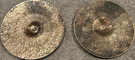 Meinl Byzance Dark 13" Hihat 3.jpg