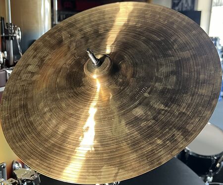 Paiste Traditionals 14 Medium Light China 1.jpg