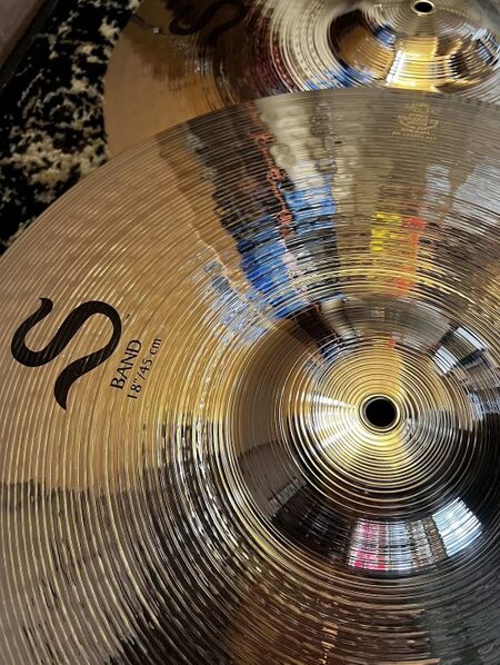 Zildjian S 18" Band 1 .jpg