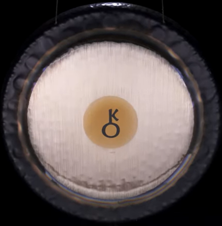 Paiste 32" Chiron Planet Gong 1.png