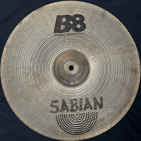 Sabian B8 16" Medium Crash 1.jpg