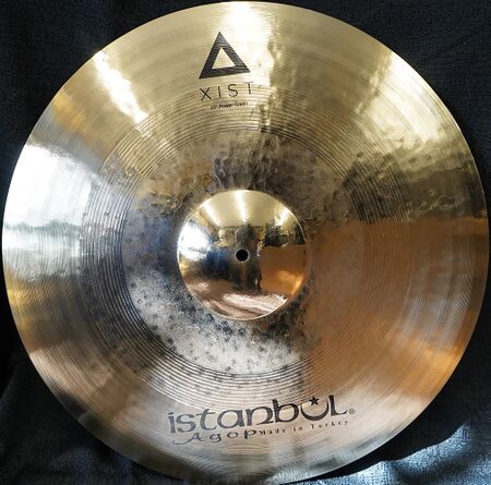 Istanbul Agop XIST 22" Power Crash 1.jpg