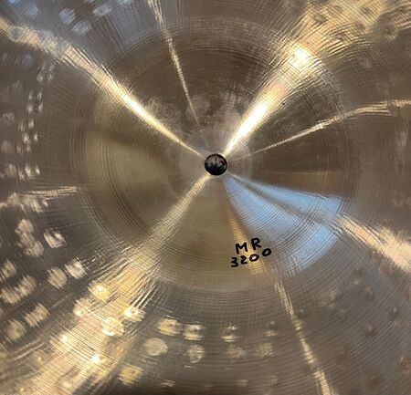 UFIP Natural 22" Medium Ride 3.jpg