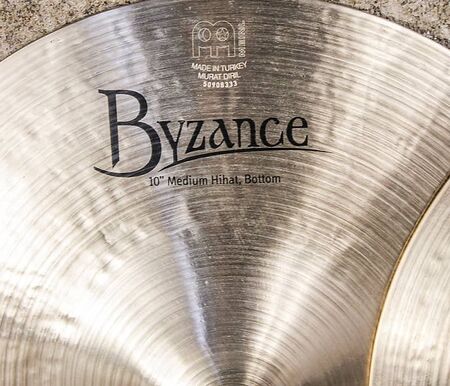 Meinl Byzance 10 Medium Hihat 3.jpg