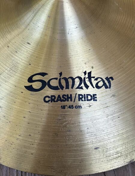 Zildjian Scimitar 18" Crash Ride 2.jpg