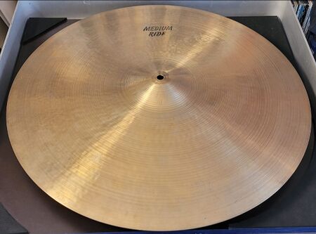Sabian HH 22 Medium Ride 1.jpg