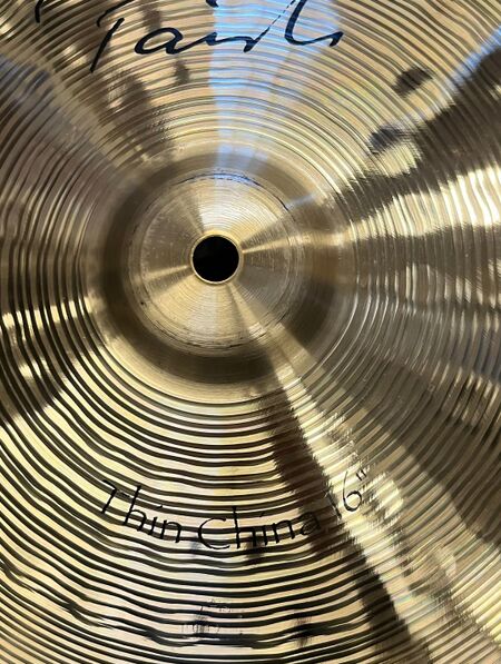 Signature 16 Thin China B.jpg