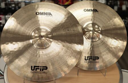 UFIP Omnia 15" Hi-Hat 1.jpg
