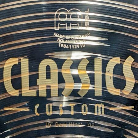 Meinl Classics Custom 15" Dark Hihat 2.jpg