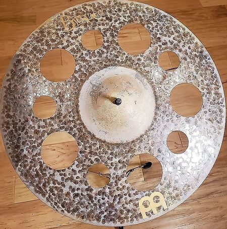 Meinl Byzance Extra Dry 18" Trash Crash 1.jpg