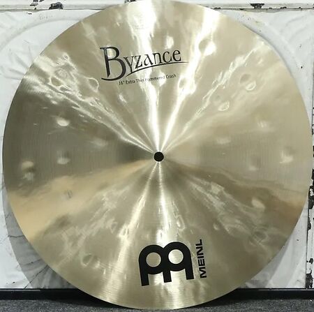 Meinl Byzance Traditional 16" Extra Thin Hammered Crash 1.jpg
