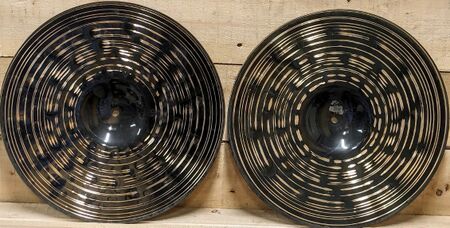 Meinl Classics Custom 15" Dark Hihat 4.jpg