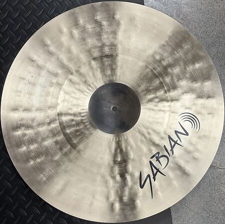 Sabian HHX 20" Medium Ride 3.jpg