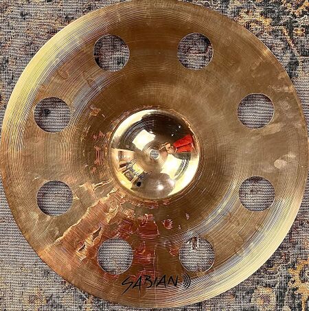 Sabian HHX Evolution 18 O Zone Crash 3.jpg