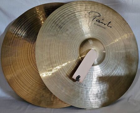 Signature 18 Symphonic Light 1.jpg