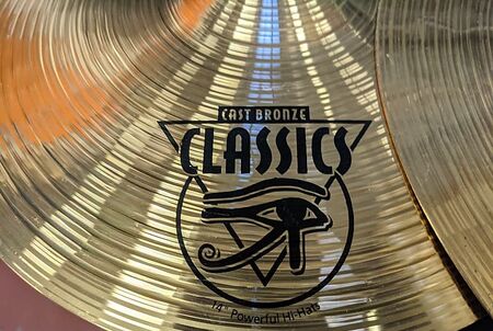 Meinl Classics 14" Powerful Hihat 2.jpg