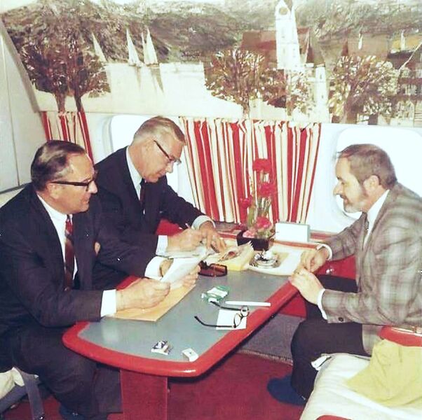 File:Paiste visit 67 68.jpg