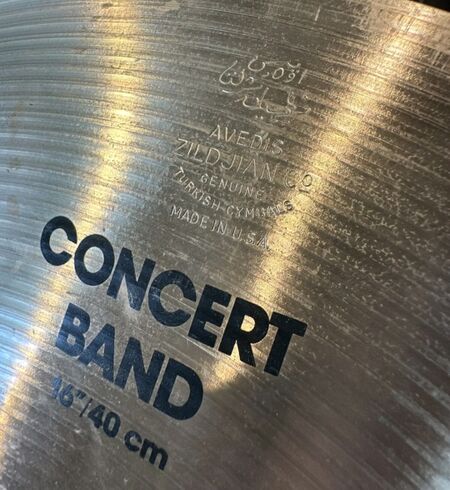 A Zildjian 16 Concert Band 2.jpg