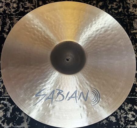 Sabian AAX 18" Heavy Crash 3.jpg