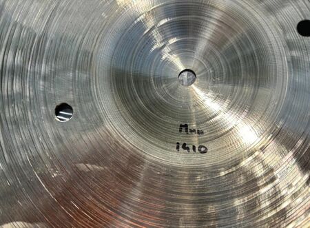 UFIP Class 15" Medium Hi-Hat 2.jpg