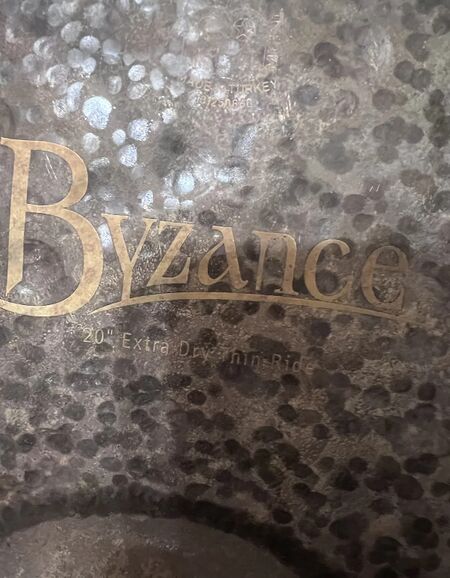 Meinl Byzance Extra Dry 20" Thin Ride 2.jpg
