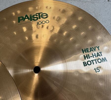 Paiste 1000 15" Heavy Hi-Hat 3.jpg