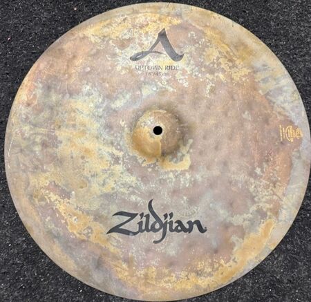 A Zildjian 18" Uptown Ride 1.jpg