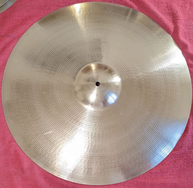 File:PXL 20221029 233944523.jpg