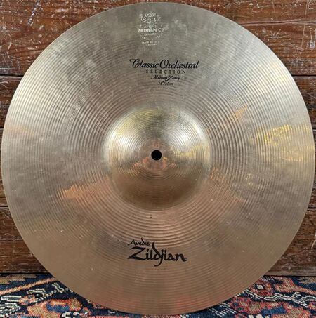 A Zildjian 16" Classic Orchestral Medium Heavy 1.jpg